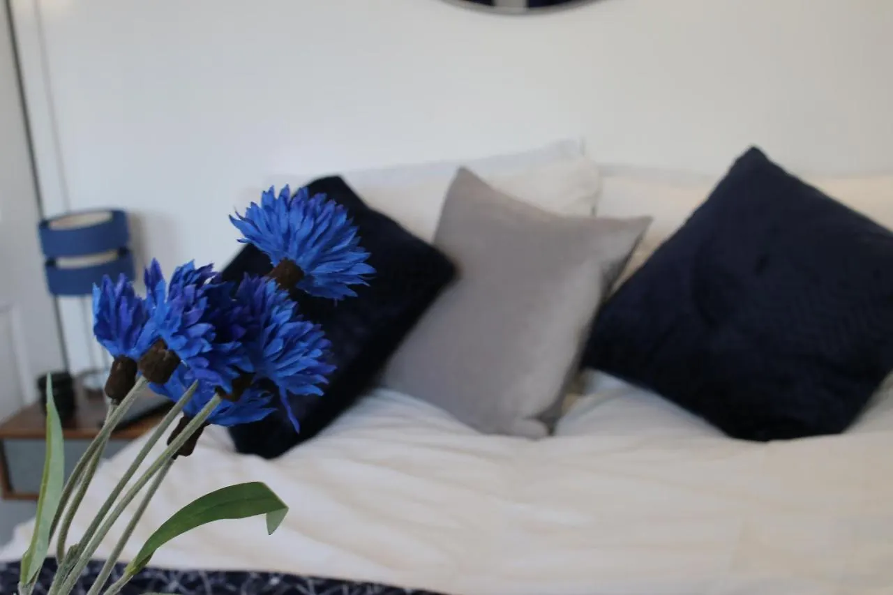 Three Bedroom Townhouse - Free Local Parking - By Property Promise كارديف بيت للعطل